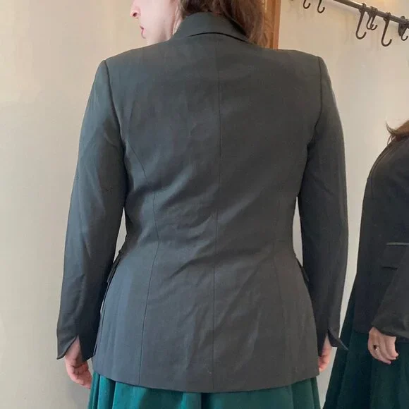 Perfect spring jacket - Picture 3 of 11
